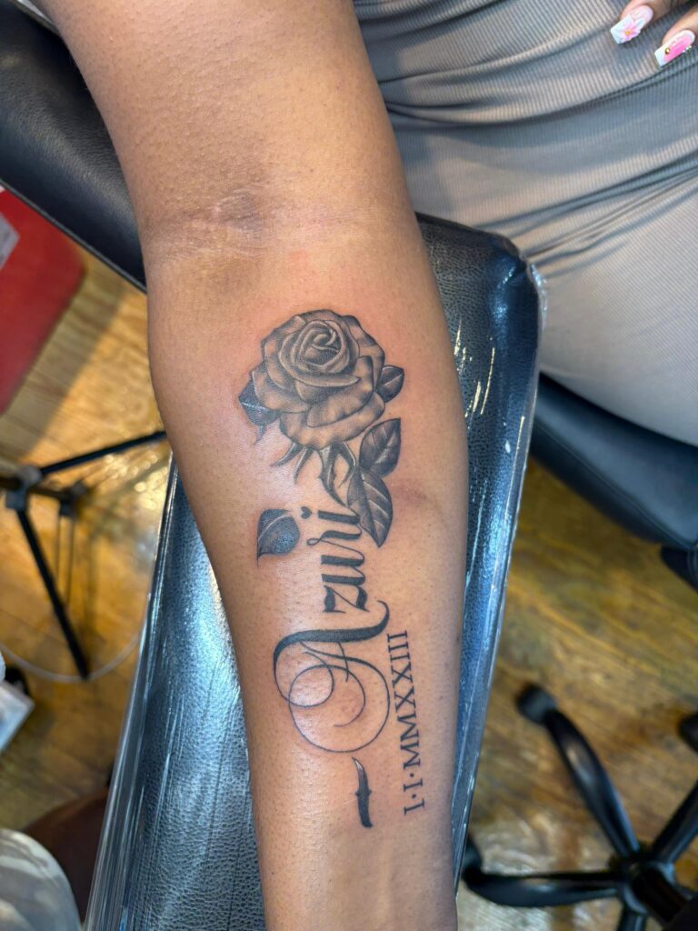 PHOTO 2025 08 24 19 23 00 768x1024