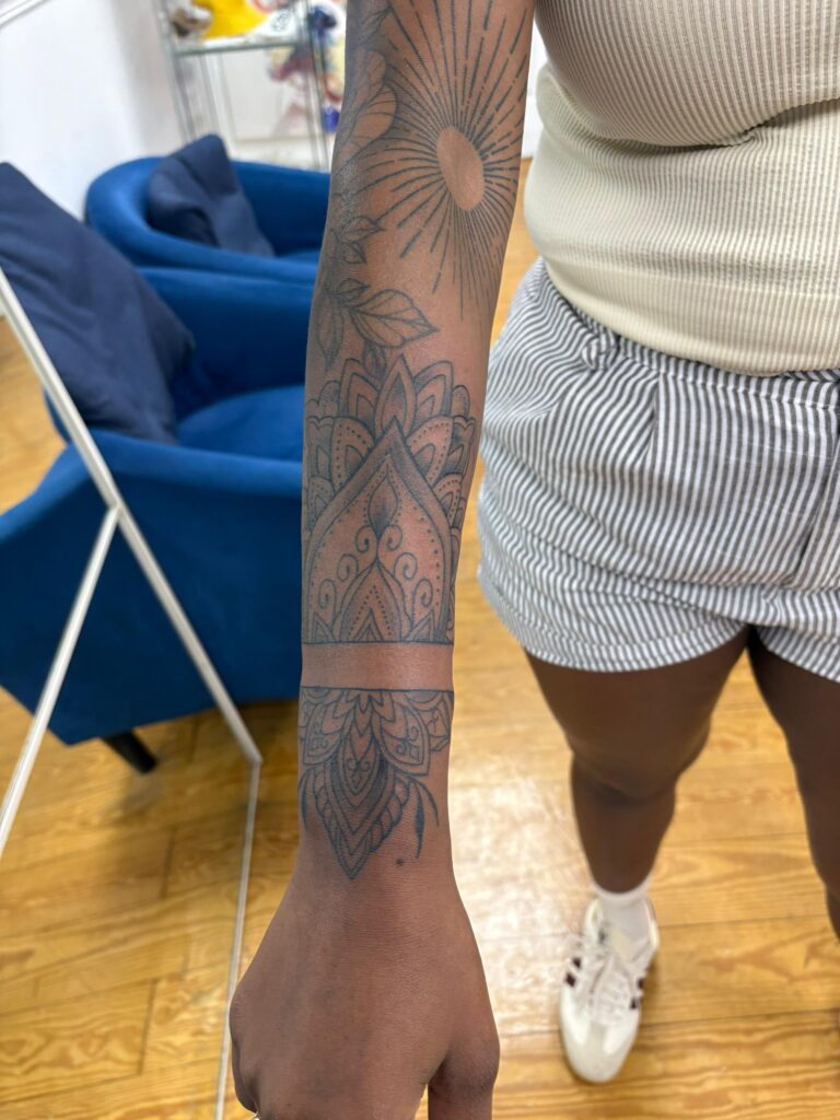 PHOTO 2025 08 24 19 23 01 2 768x1024