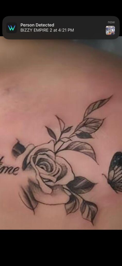 PHOTO 2025 08 24 19 23 01 473x1024