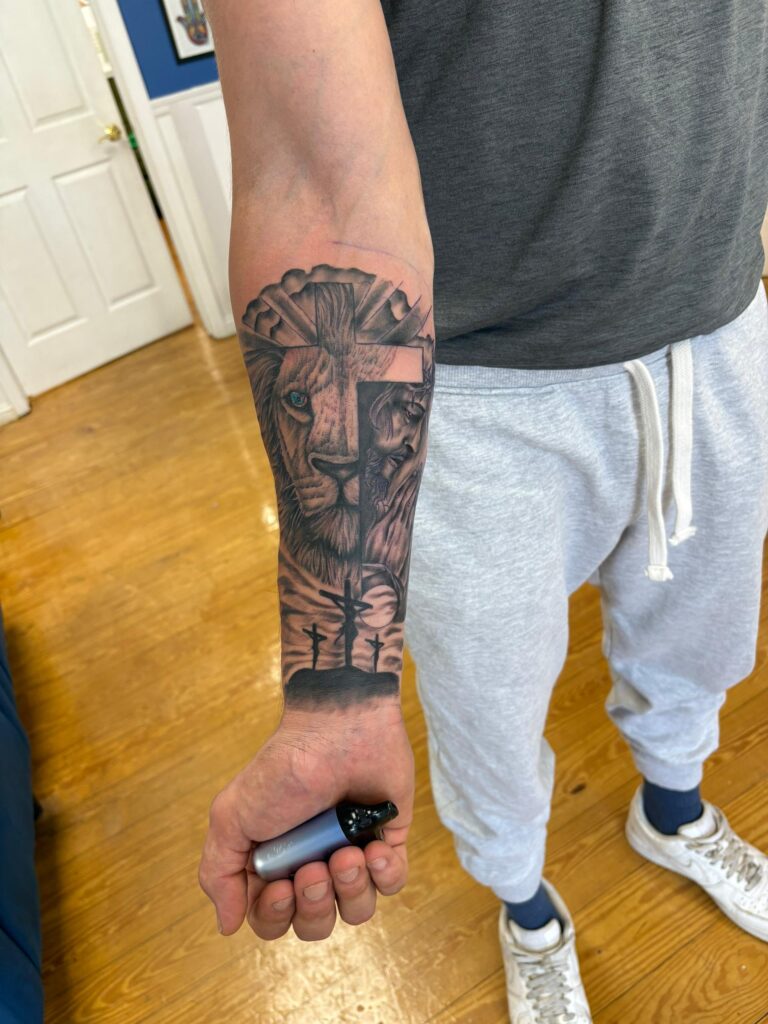 PHOTO 2025 08 24 19 23 13 768x1024